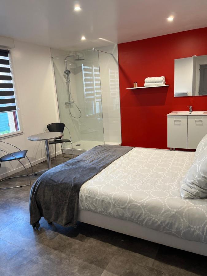 Bed and Breakfast Aux Charmes 1 Isques Экстерьер фото